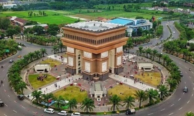 Panggonan Wingit: Kediri, Kota Sejuta Misteri