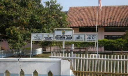 Kisah Kyai Pamungkas: Makam Keramat Eyang Ngabehi Cirebon