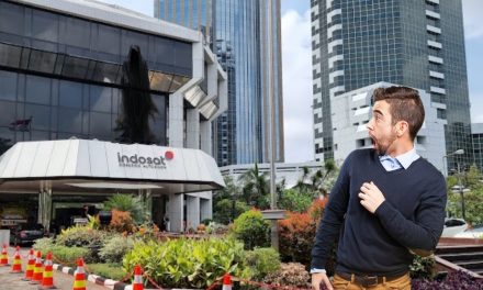 Kisah Kyai Pamungkas: HANTU USIL GEDUNG INDOSAT