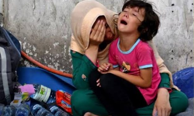 Kunci Rumah Tangga Bahagia: Suka Beramal 