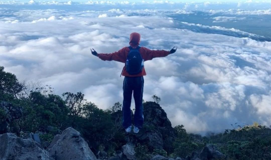 Kisah Kyai Pamungkas: MISTIS PUNCAK GUNUNG LAWU