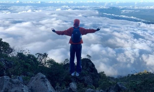 Kisah Kyai Pamungkas: MISTIS PUNCAK GUNUNG LAWU