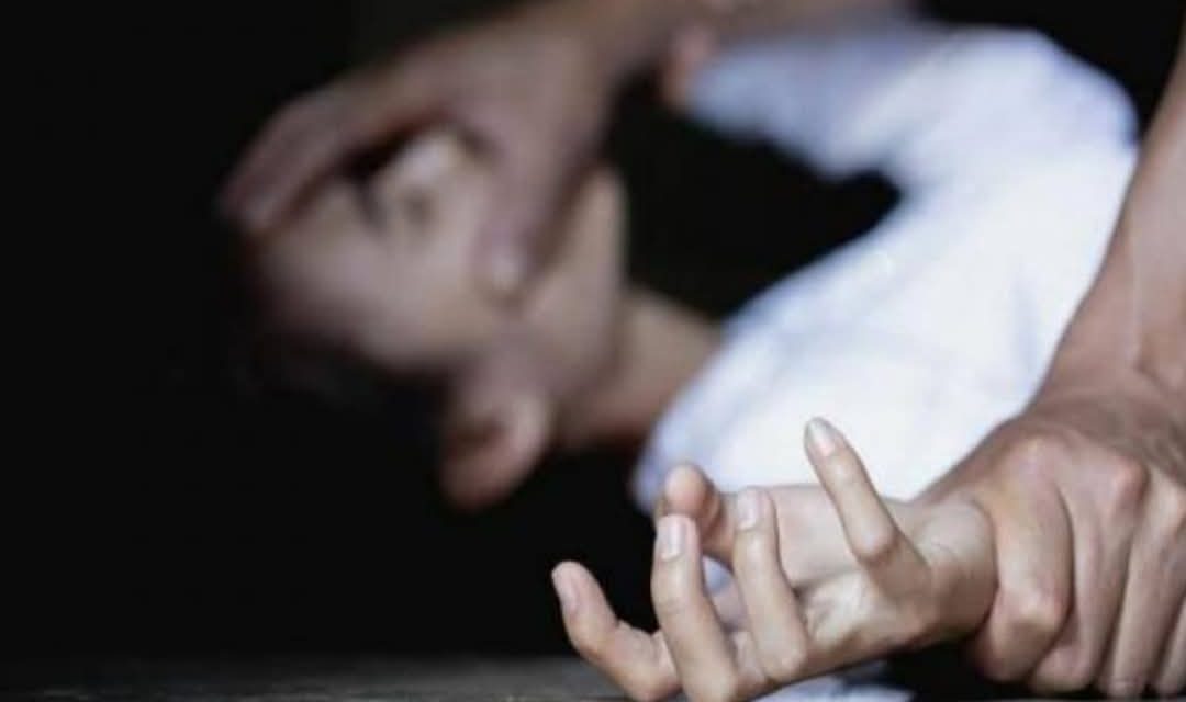 Kisah Kyai Pamungkas: RITUAL DARAH PERAWAN BUAT AWET MUDA DAN BISNIS LANCAR