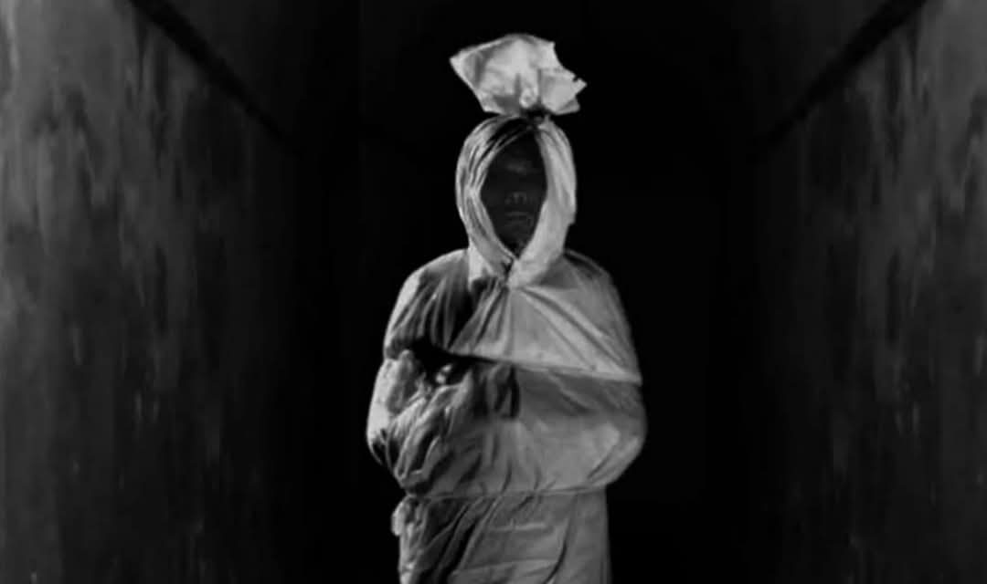 Kisah Kyai Pamungkas: PESUGIHAN KAIN KAFAN