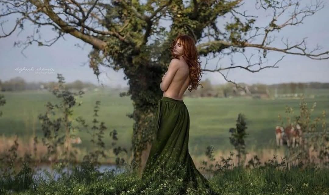 Panggonan Wingit: POHON RANDU ANGKER CIKARANG BARU