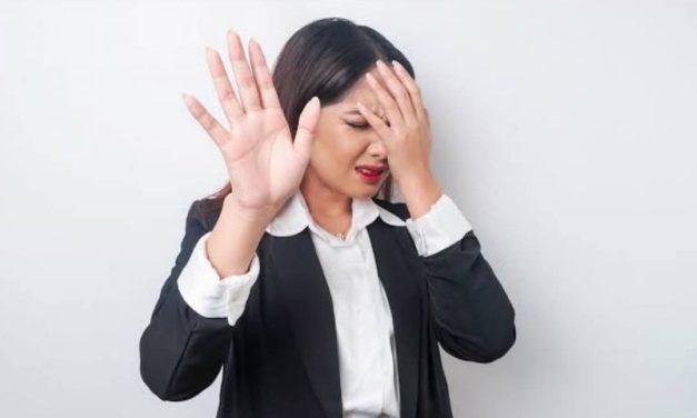 Kisah Kyai Pamungkas: KARIR MONCER TAPI JODOH GELAP