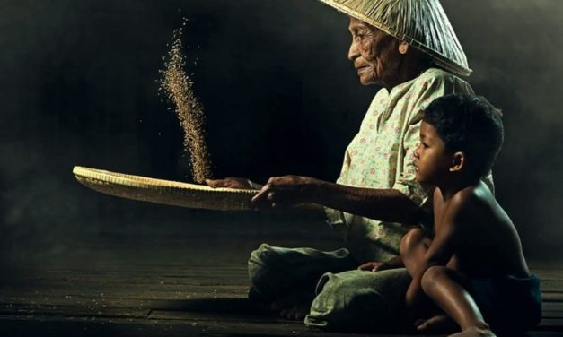 Ngaji Psikologi: TUHAN YANG PENUHI