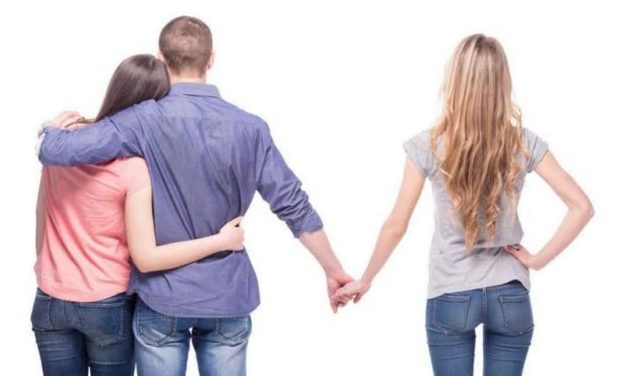 Layanan Kyai Pamungkas: ISTRI KERJA DI HONG KONG, SUAMI KAWIN LAGI