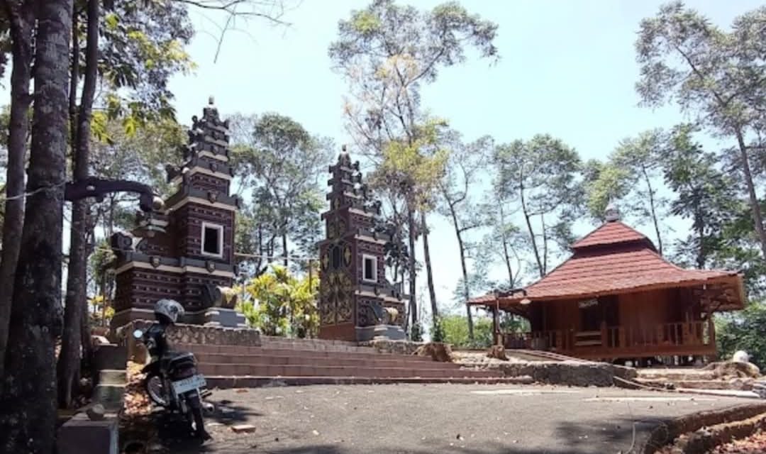 Panggonan wingit: MAKAM MBAH BROMO SARI, BATANG