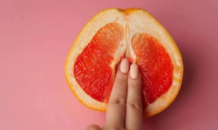 Konsultasi Kyai Pamungkas: MEMASUKKAN JARI KE KELAMIN ISTRI