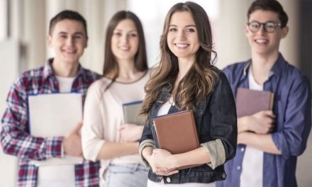 Layanan Kyai Pamungkas: PENGOBATAN LEWAT DOA DAN RITUAL