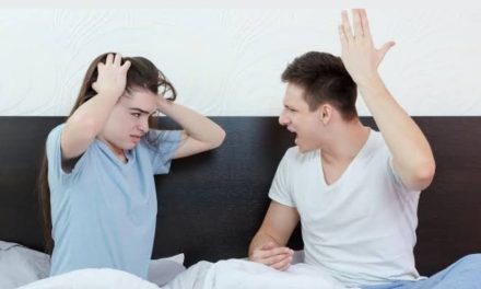 Layanan Kyai Pamungkas: PASANGAN SELALU MEMANCING EMOSI