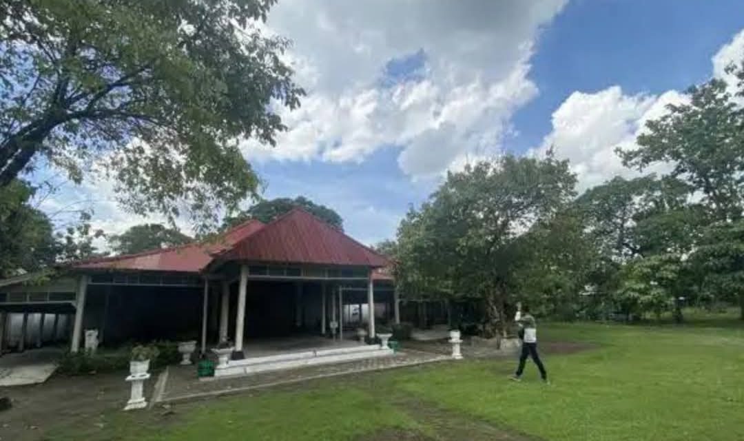 Panggonan Wingit: PESANGGRAHAN LANGGENGHARJO, TEMPAT POLITISI KEJAR MIMPI