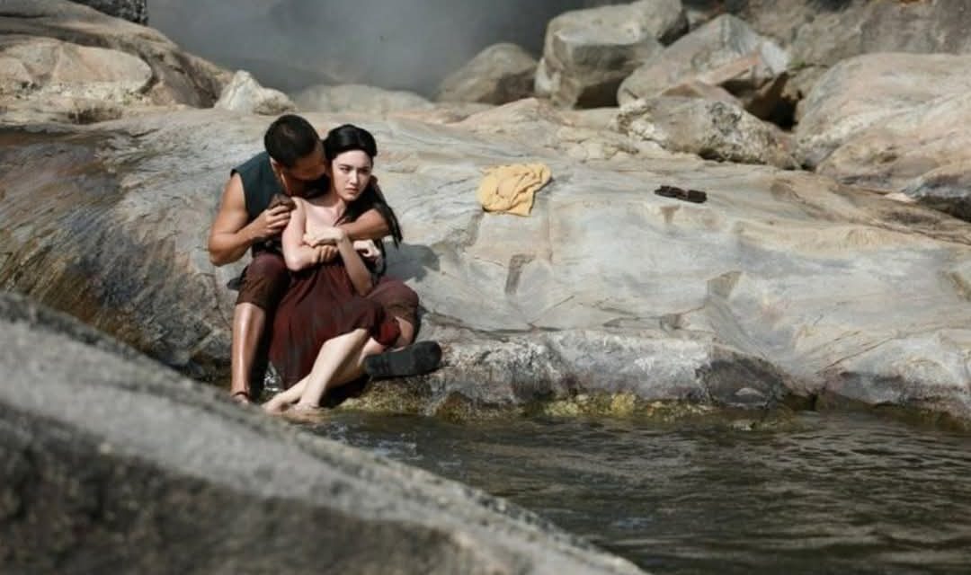 Kisah Mistis: RITUAL SEKS UNTUK PESUGIHAN DAGANG