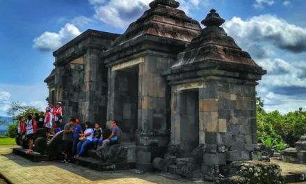 Panggonan Wingit: CANDI RATU BOKO, SLEMAN