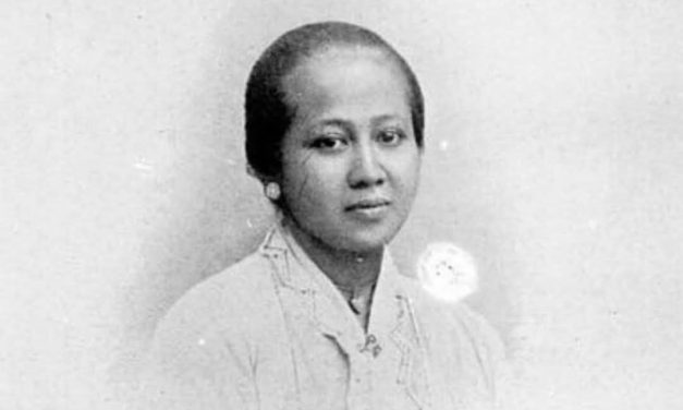 Ngaji: EMANSIPASI WANITA, DARI SITI KHADIJAH SAMPAI R.A KARTINI