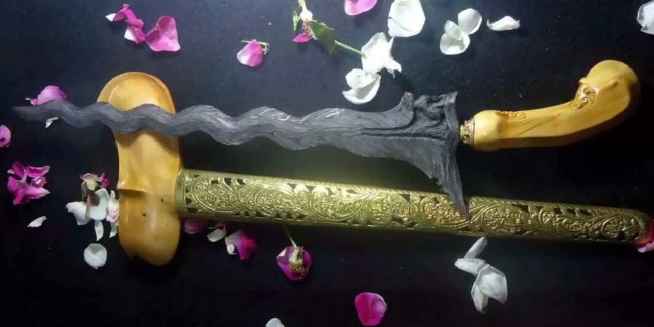 Kisah Mistis: KHODAM KERIS KYAI SINGO BARONG