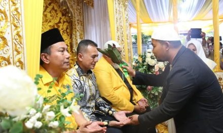 Kisah Mistis: AZIMAT PERAIH KEDUDUKAN PARA PEJABAT