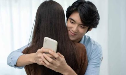 Konsultasi: KERJA DI LUAR NEGERI, TAKUT SUAMI TAK SETIA