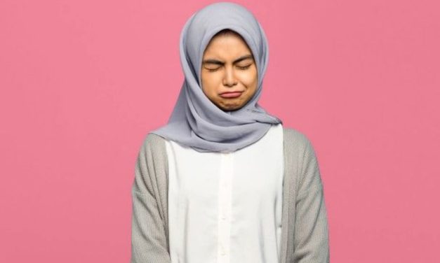 Layanan Kami: GADIS PUNYA PROBLEM DI KULIT WAJAH