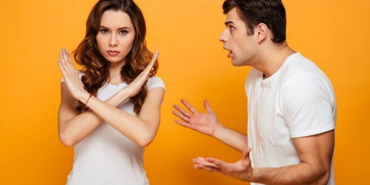 Layanan Kami: SUAMI TUKANG SELINGKUH, PELIT KE ISTRI