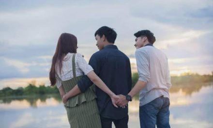 Konsultasi: PASANGAN BERPINDAH KE LAIN HATI