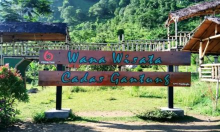 Panggonan Wingit: KEANGKERAN CADAS GANTUNG