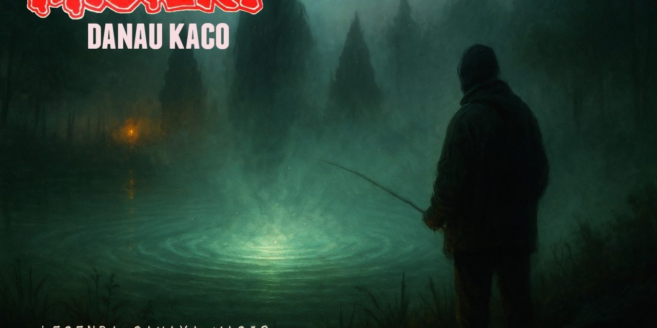 DANAU KACO: Legenda Cahaya Magis, di Kedalaman Tak Terukur